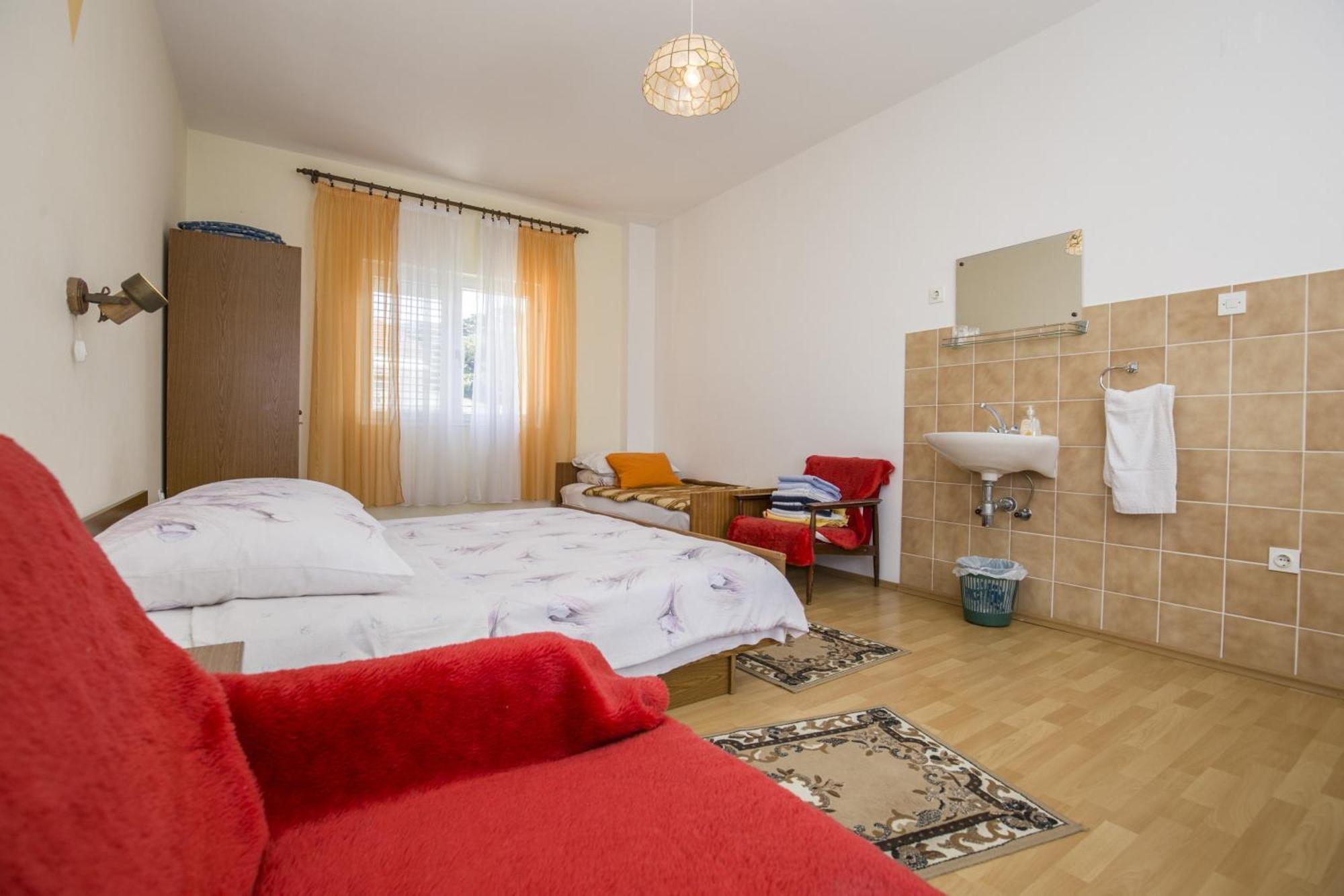 Banjol Rooms Padovan מראה חיצוני תמונה